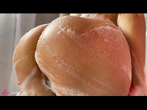 ❤️ Kua tukitukia e Brunette te Topanga me te Vibrator kia kaha te orgasm i roto i te ua ☑ Karekau Kounga i a matou ☑