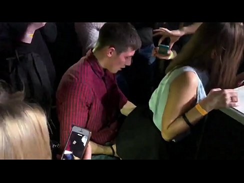 ❤️ sex tūturu i roto i te nightclub Russian. 18-tau-tawhito Russian kotiro i roto i te nono me te tara fucked i roto i te nightclub ☑ Karekau Kounga i a matou ☑